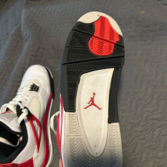Jordan 4 red cement men’s 11.5 - Picture 6 of 12